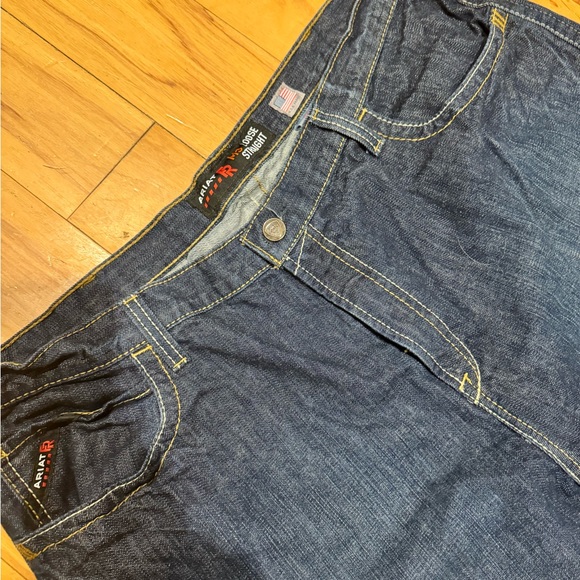 FR Ariat Work Jeans - Picture 2 of 6